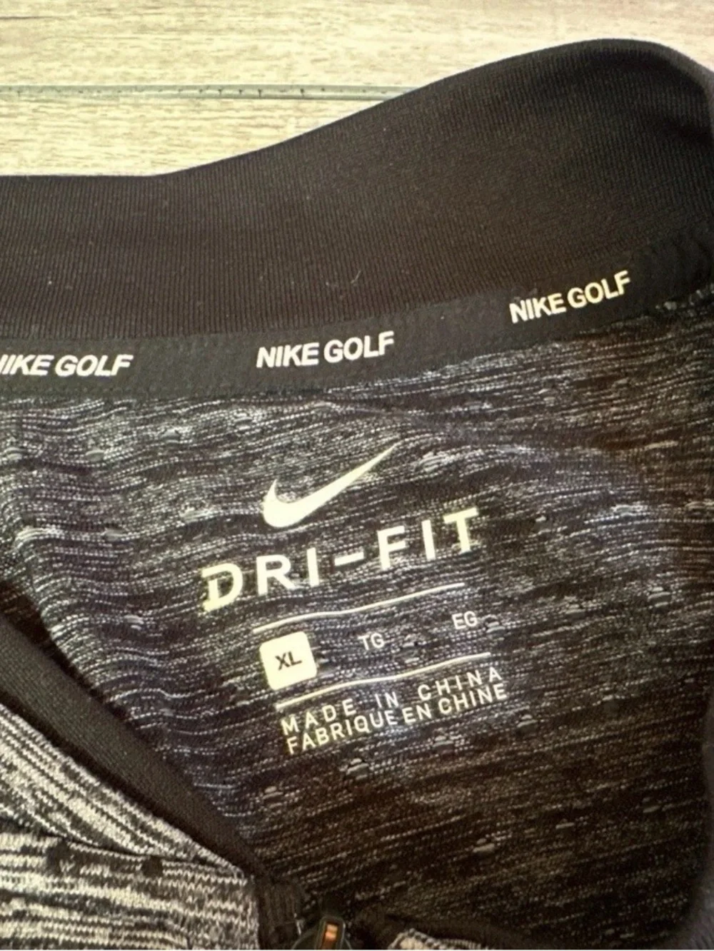 Nike Men’s Black & Gray Half-Zip Sweater